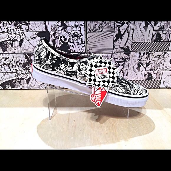 HP 🎈🎉Vans Marvel Authentic Superhero Women’s New - Picture 4 of 7